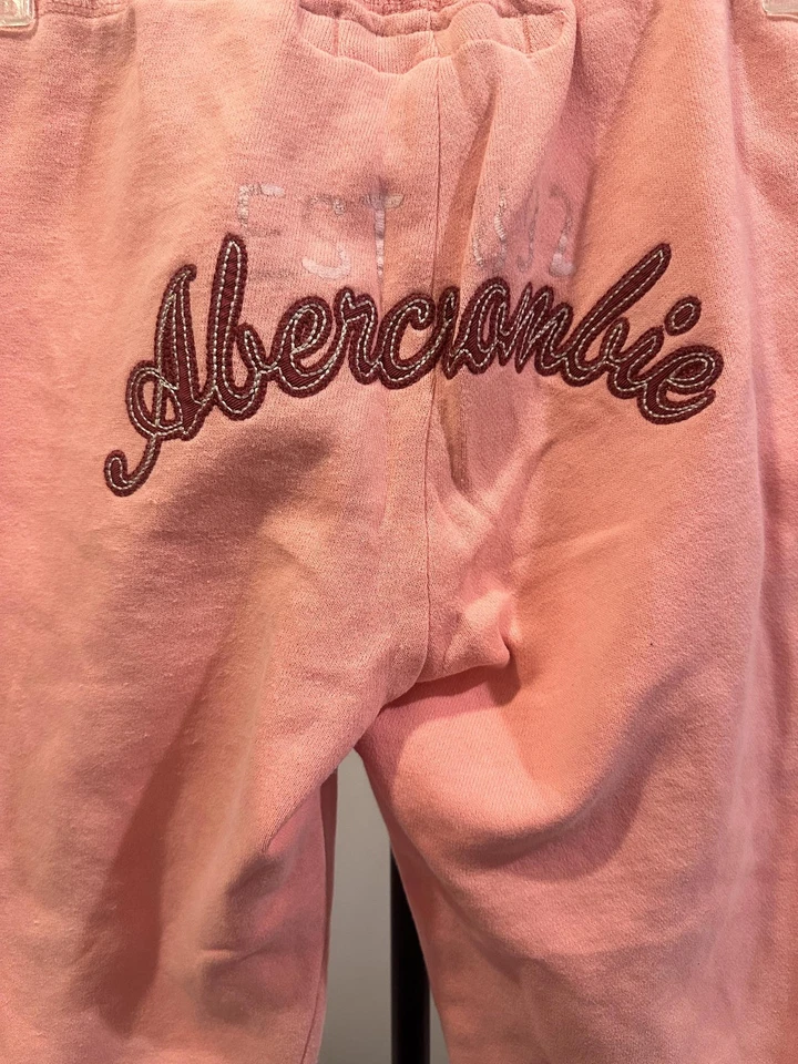 Pantalones deportivos Abercrombie Vintage Y2K 3/4 de largo rosa salmón bordado con logotipo Foto 4 de 4