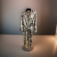 Oscar De La Renta 2Piece Lingerie, Large. Soft, Silky, Comfortable,  Romantic