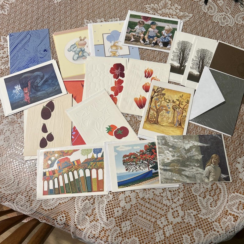 Lot of  18 Blank Inside Cards with Envelopes New Colorful