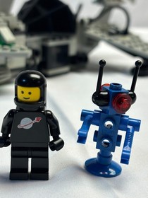 Classic Lego Space Set #6891 Gamma-V Laser Craft from 1985! w/ Minifig!