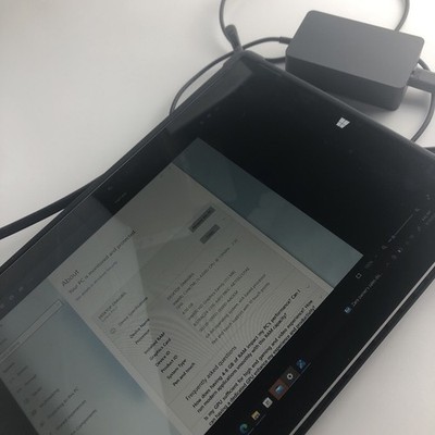 Surface Pro 3 works great, 14'' 4GB 128GB HDD i5-4300u 2.5GHz 64bit