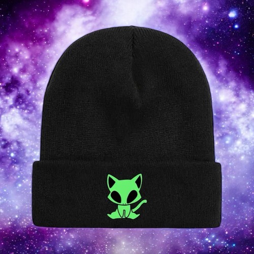 Alien Cat Black Embroidered Patch Unisex Cuffed Beanie Skull Cap Knit Hat OS - Bild 1 von 2