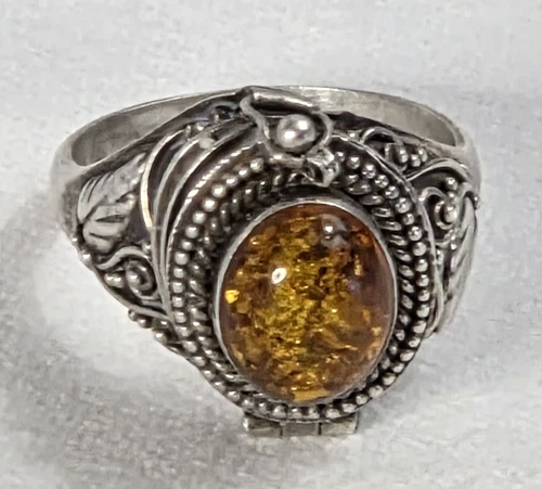 Antique Vtg POISON RING LOCKET 925 Sterling Silver Oval Amber  Size 7.5