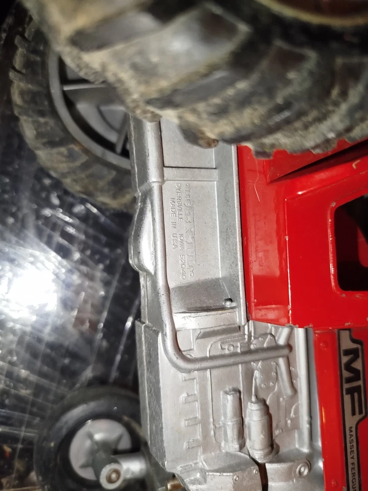 massey ferguson ertl 952 trattore tractor metallo britains - Immagine 2 di 4