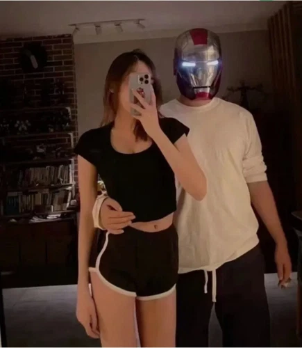 Casco Iron Man MK5 1:1 AUTOKING indossabile maschera controllo vocale regalo compleanno USA - Foto 11 di 24