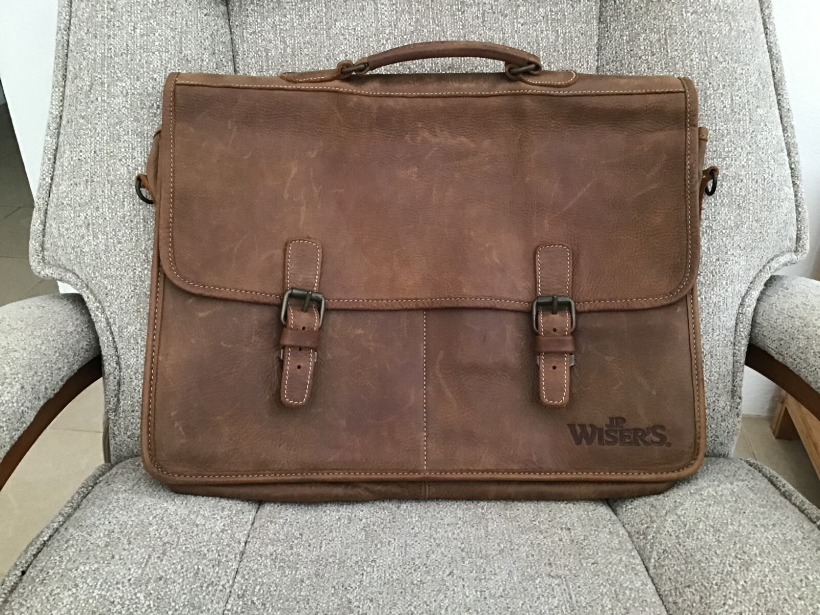 ROOTS Leather Briefcase Messenger Laptop Shoulder Bag สถานีตำรวจภูธรตากใบ