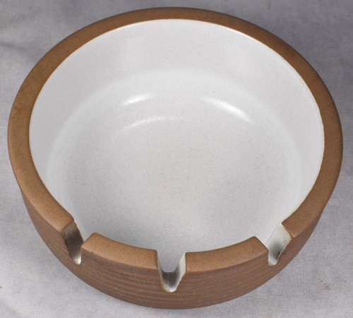 Vintage Heath Pottery USA Brown Ashtray with Concentric Rings, Excellent Cond. - Picture 2 of 5