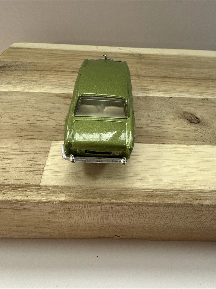 Rolls Royce Playart 7133, edición de Hong Kong Foto 2 de 4