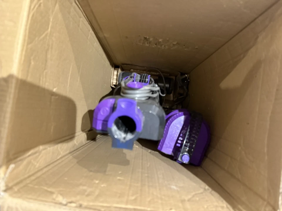 VAX Mach Air UCA1GEV1 Upright Bagless Vacuum Cleaner - Grey/Purple - Image 3 of 4