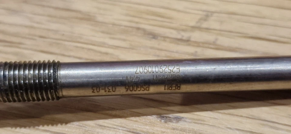 Bujía incandescente OEM BERU con sensor de presión para Vauxhall Astra Insignia Zafira 2.0 Foto 3 de 3