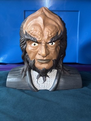 Star Trek Klingon 1993 Collector's Series Coin BANK Thinkway Toys