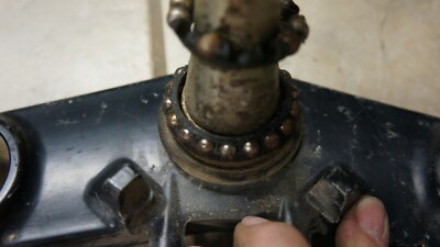 93-01 Kawasaki Ninja ZX6 E ZX 600 Lower Bottom Triple Tree Clamp