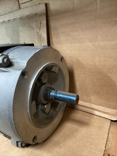 Baldor VM 7037 Electric Motor for Hazardous Locations - Picture 3 of 5
