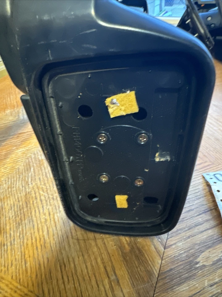 Espejo retrovisor lateral derecho Subaru Impreza 1996. Necesita vidrio Foto 4 de 4