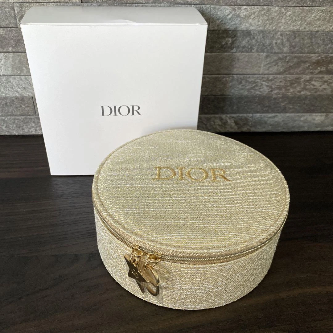 Pochette Dior Nouveauté VANITY forme ronde Noël limitée 2024 neuve EXP