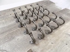 25 COAT HOOKS U-SHAPE U SHAPE IRON METAL HAT TOWEL SPADE LOOK HAT CLOSET LOT
