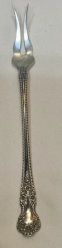 Gorham Sterling Cambridge Pickle Olive Fork 14.3 g. No Monogram C1906