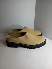 Jenni Kayne Women's Oiled Leather Lug Sole Mules Sand Beige Tan Chunky Sz 39/8