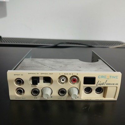 Creative Labs SoundBlaster SB0010 5,25 Zoll Laufwerksschacht Soundanschlüsse **ungetestet**