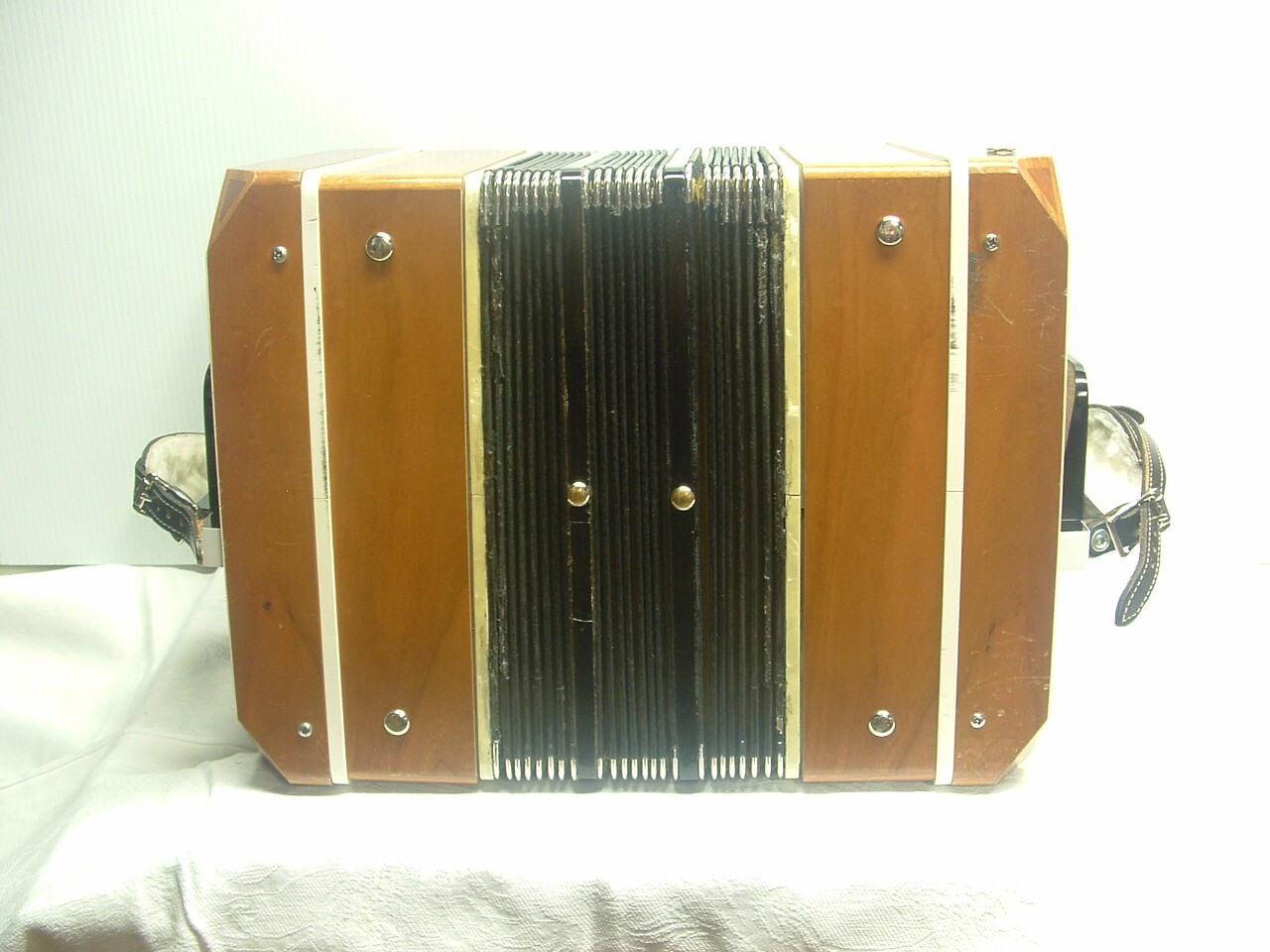 Picture 4 of 6