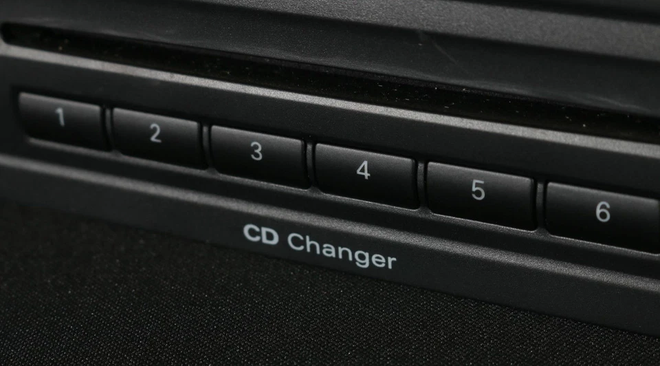 8X0035110 MP3 6-Fach CD Changeur CDC Audi A1 8X A4 8K RS5 8T Q5 8R A7 4G - Photo 4/4