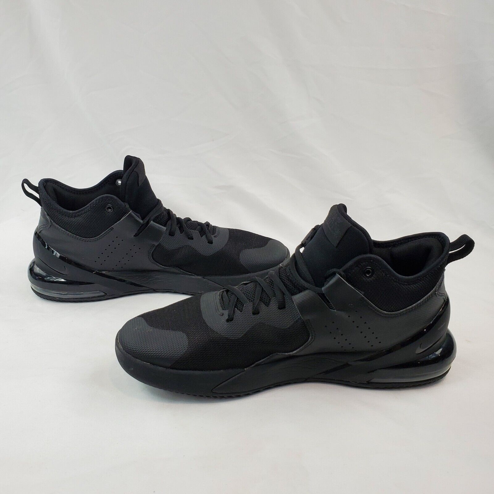 Nike AIR MAX IMPACT Size 13 Basketball Shoes Blac… - image 2