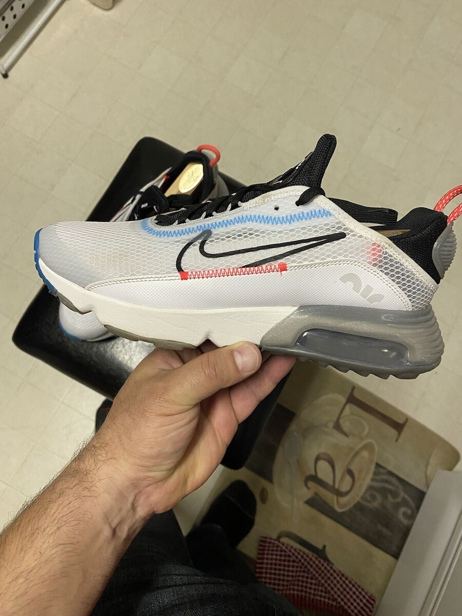 Nike Air Max 2090 GS Size 7Y 8.5 Woman's Excellent Condition Nike Air Max 2090 GS Size 7Y 8.5 Woman's Excellent Condition