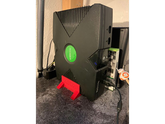 Microsoft Xbox Classic Vertical Stand Console Holder System Display Original Mod Microsoft Xbox Classic Vertical Stand Console Holder System Display Original Mod