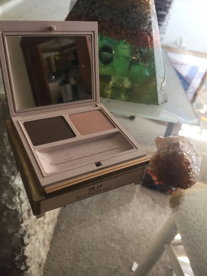 Sombra de ojos Helena Rubinstein Color Fusion Impalpable Duo HR #04 Rich Brown Duo Foto 2 de 4