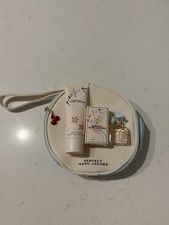 Marc Jacob  s Perfect mini set with pouch travel size body lotion and mini EDP