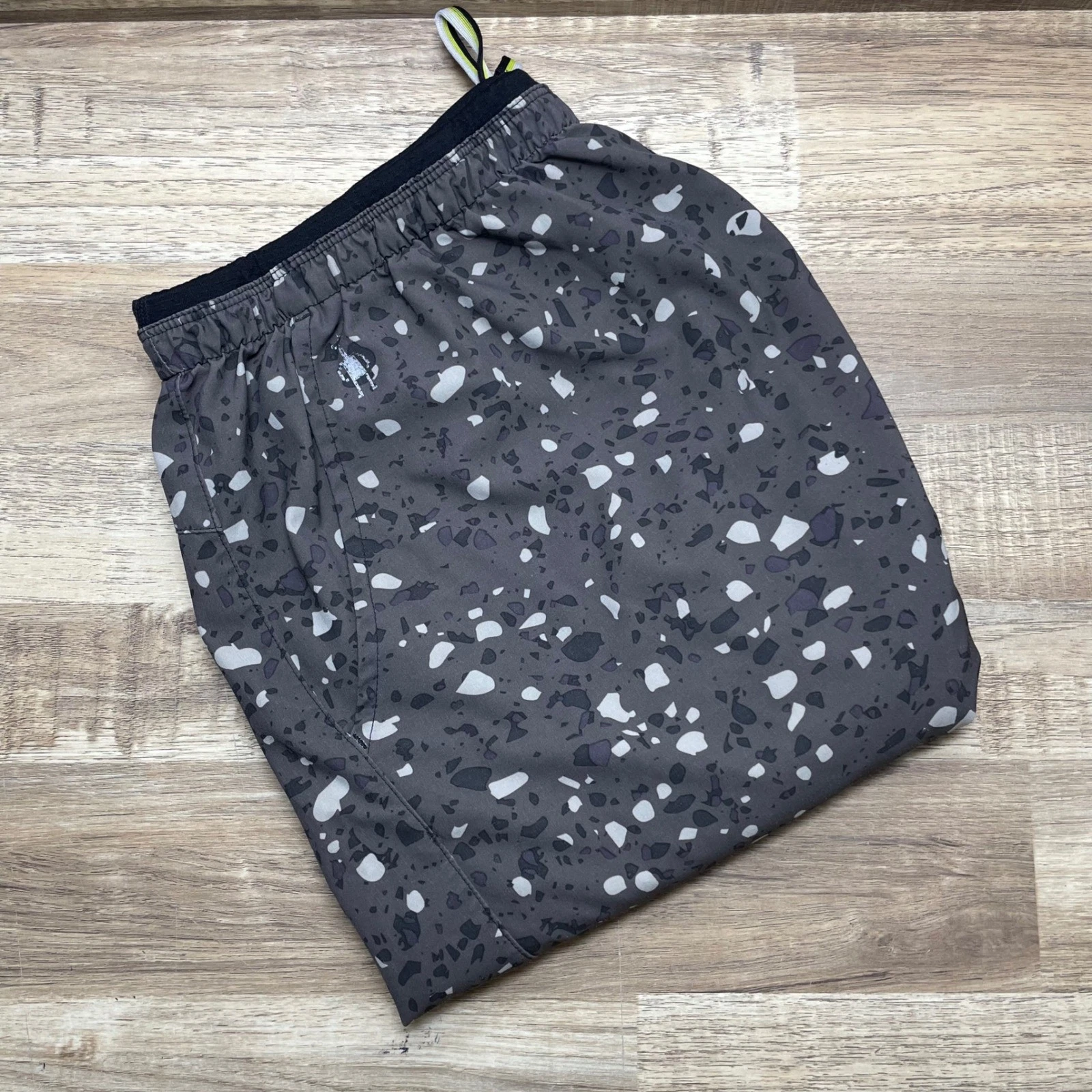Smartwool Mens Grey Terrazzo Print Active Running Shorts Merino Liner Medium EUC