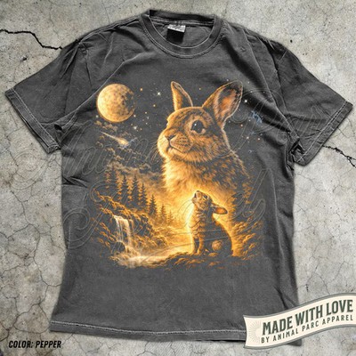 Vintage Bunny Howling Moon Comfort Tee