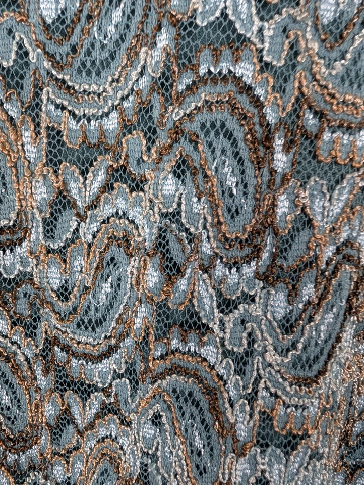 Blusa Maggie Barnes for Catherine's 3X Verde Dorado Manchas Encaje Superpuesto Forrado Foto 4 de 4