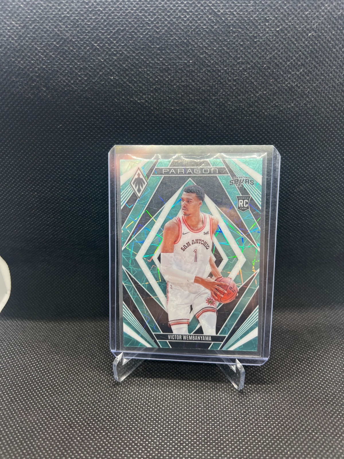 2023-24 Panini Phoenix - Paragon Victor Wembanyama #13 Teal Lazer (RC)