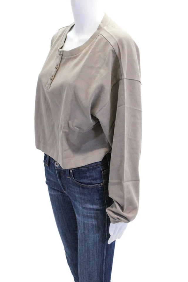 Camiseta cropped noventa por cento feminina gola redonda manga comprida cinza tamanho M - Imagem 2 de 4