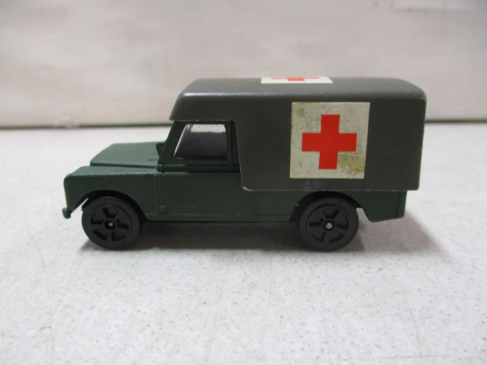 Corgi Juniors US Army Land Rover Ambulance - Image 3 of 4