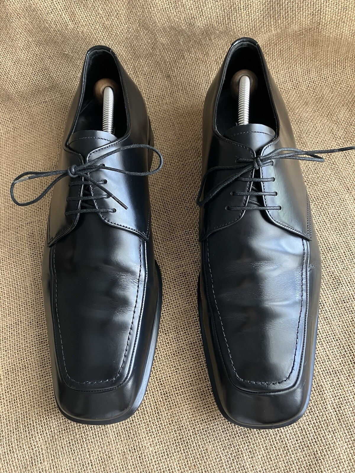 SAOLA Scarpe derby PRADA da uomo in pelle nera taglia UK 10 5 US 11 5