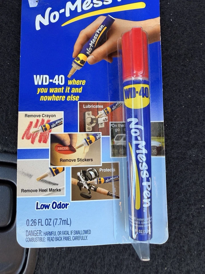 New WD-40 No Mess Pen Lubricates Protects Removes 0.26 oz Low Odor Sealed - Image 2 of 3