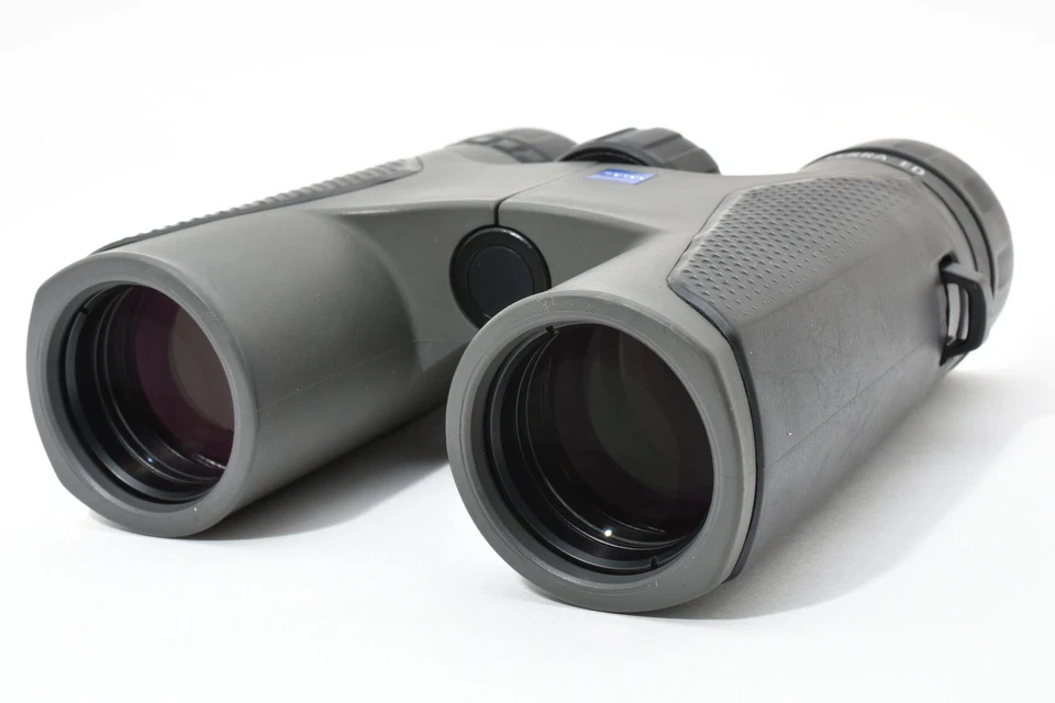 ZEISS Terra ED 8x32 Waterproof Binoculars From JAPAN - Image 2 of 4