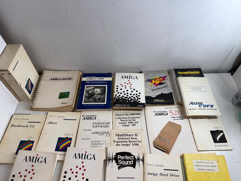 Vintage Commodore Amiga Manuals, Booklets ect Assorted lot - DOS KickStart MEGA