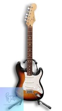Guitare électrique FENDER JAPAN Stratocaster Type ST-43