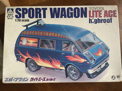 1/20 TOYOTA SPORT WAGON LITE ACE highroof AOSHIMA NEW vintage RARE