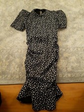 Pretty Little Thing Ladies Dress. Black.  Bodycon. Size 6