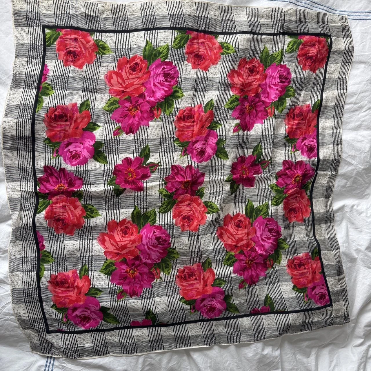 Foulard Christian Dior excellent état
