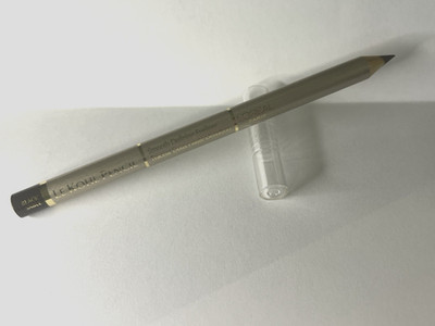 L'OREAL Le Kohl Pencil Smooth Defining Eyeliner Wood Pencil - Black Sable