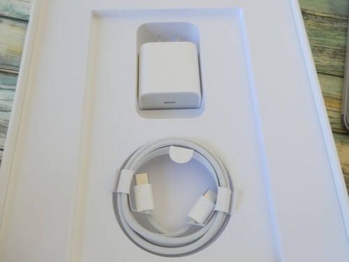 Apple iPad Air 11 Zoll (M2) A2902 128GB | Violett | NUR WLAN - Bild 7 von 8