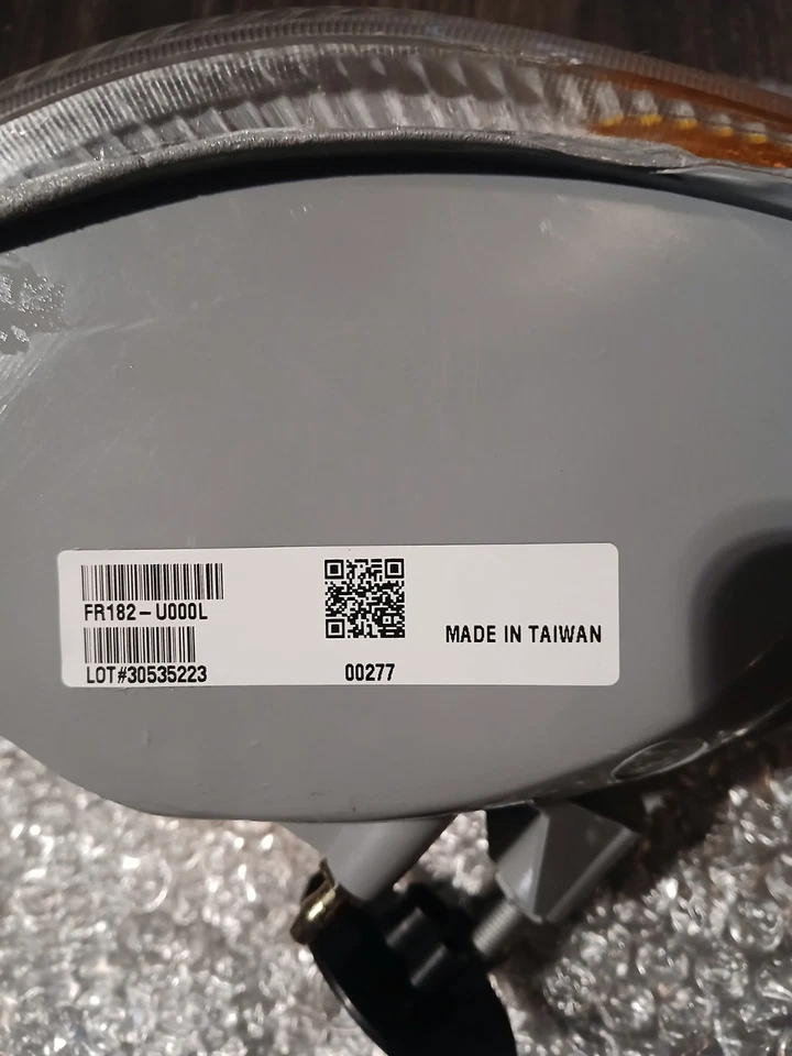 Left Driver Side LH Parking Marker Signal Light for 1994-1998 FORD MUSTANG new - Image 4 of 4