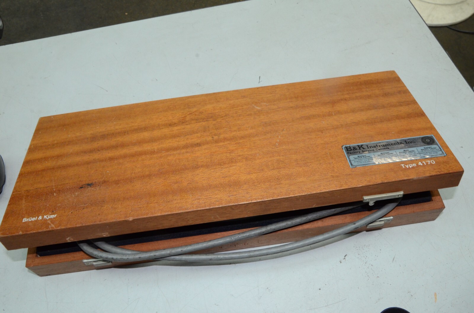 Bruel & Kjaer Type 4170 Probe Microphone With Case