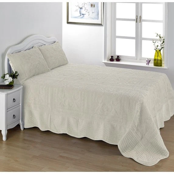 Lottie Fleece Soft Full Bedspread Set Throw Blanket Bedding RRP £70 Now £25.49