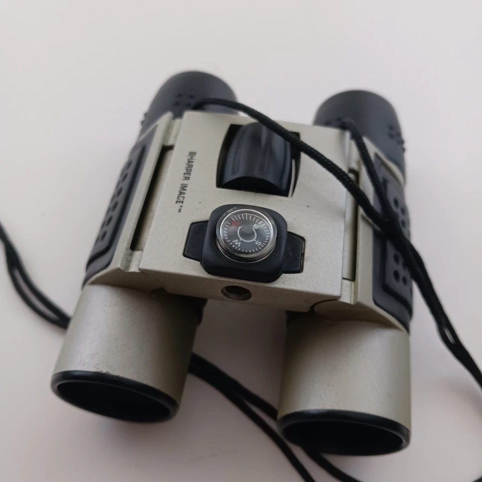 Sharper Image 8X22 Sliding Compact Binoculars with Compass AK305 367 FT/1000 YDS - Image 3 of 4